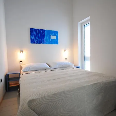 Seaside 11 Apartment Karlobag Room photo