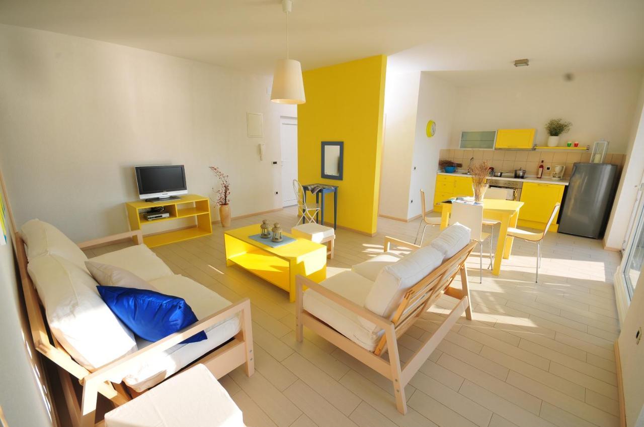 Seaside 11 Apartment Karlobag