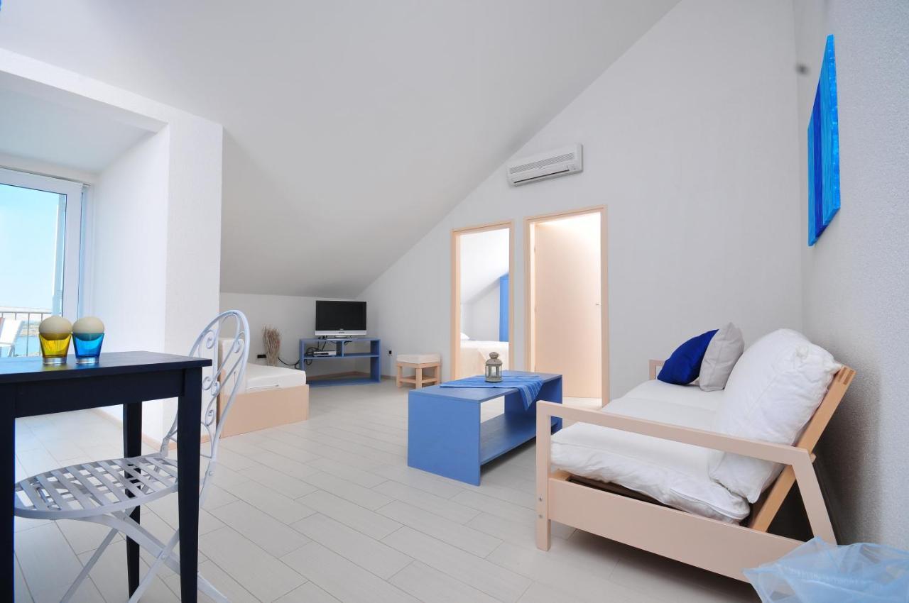 Seaside 11 Apartment Karlobag