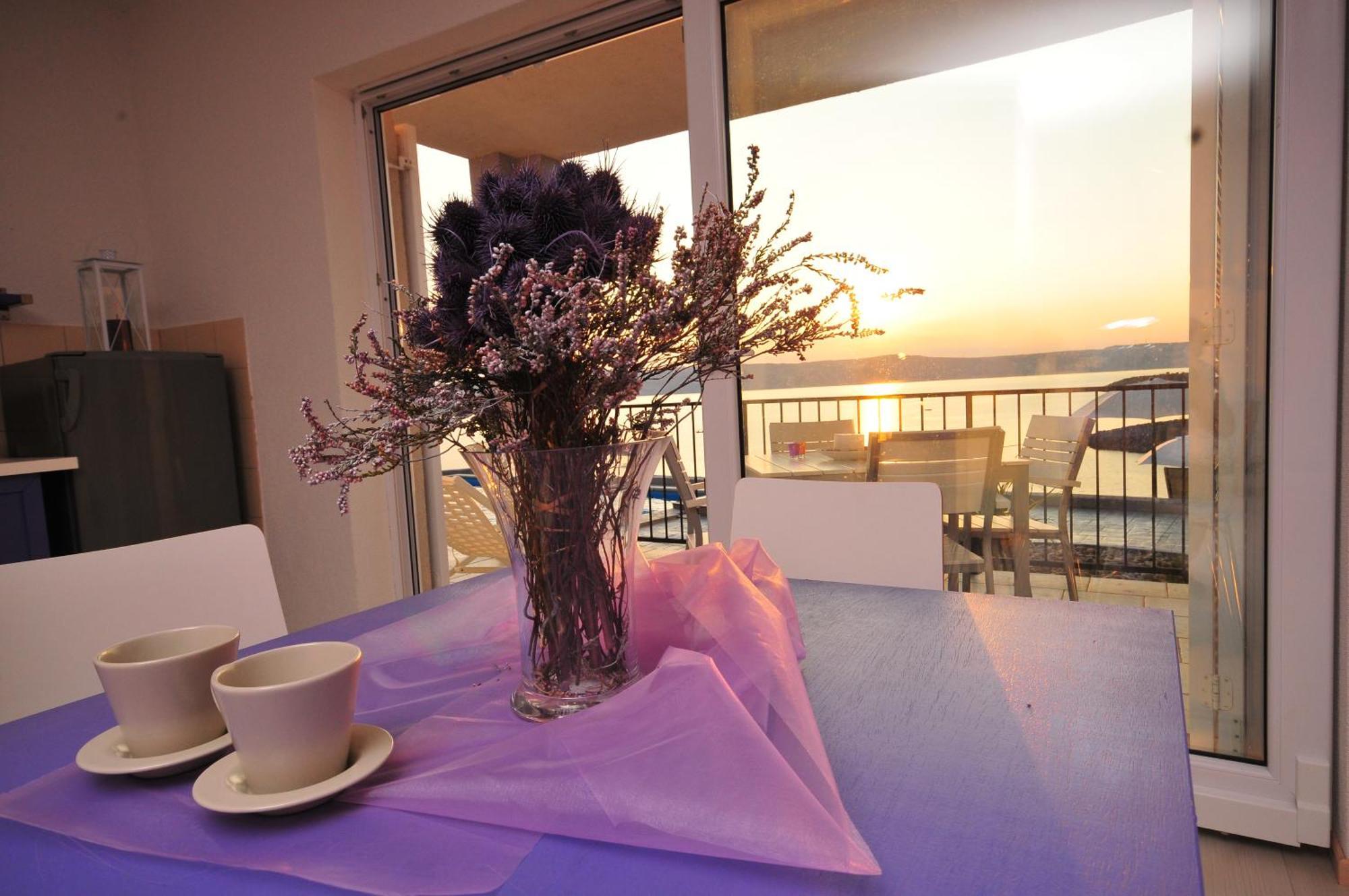 Apartment Seaside 11 Karlobag